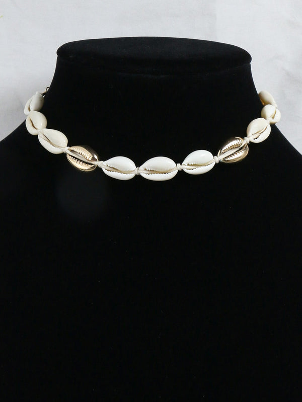 Shell Decor Necklace