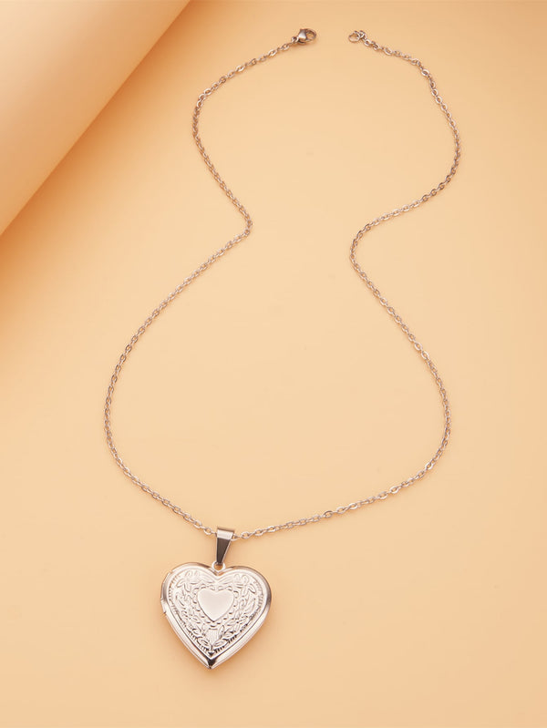 Open Locket Heart Pendant Necklace